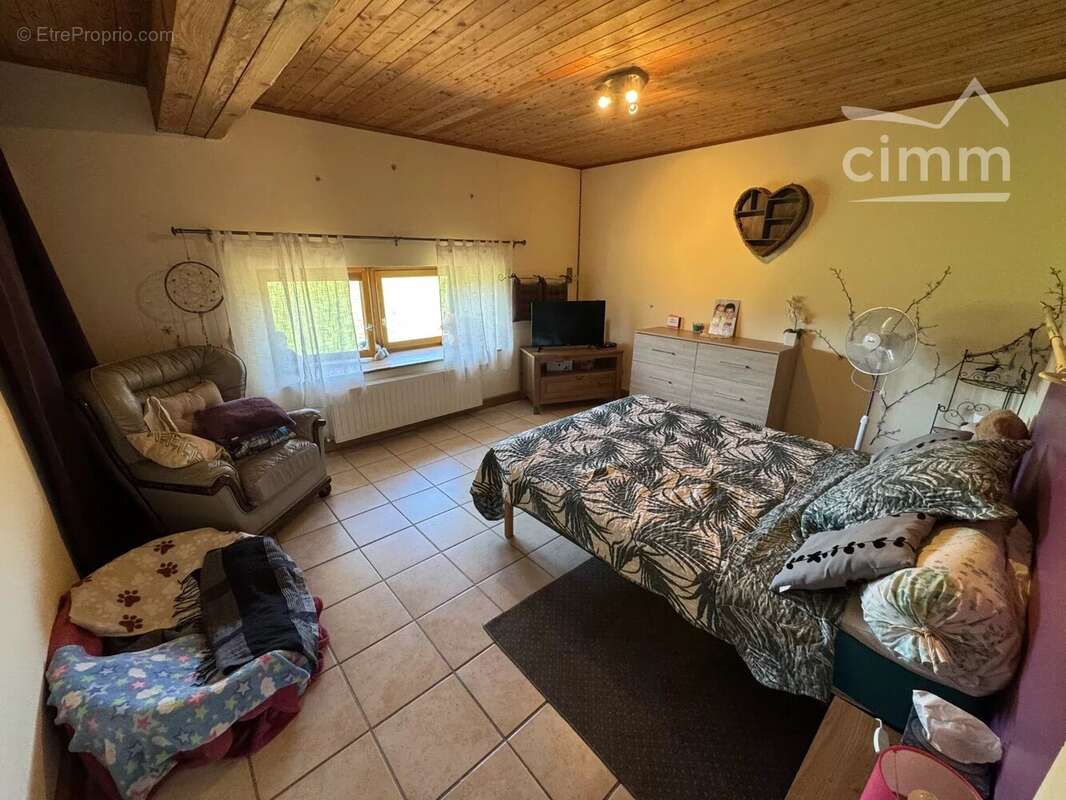 Appartement à MARSAC-EN-LIVRADOIS