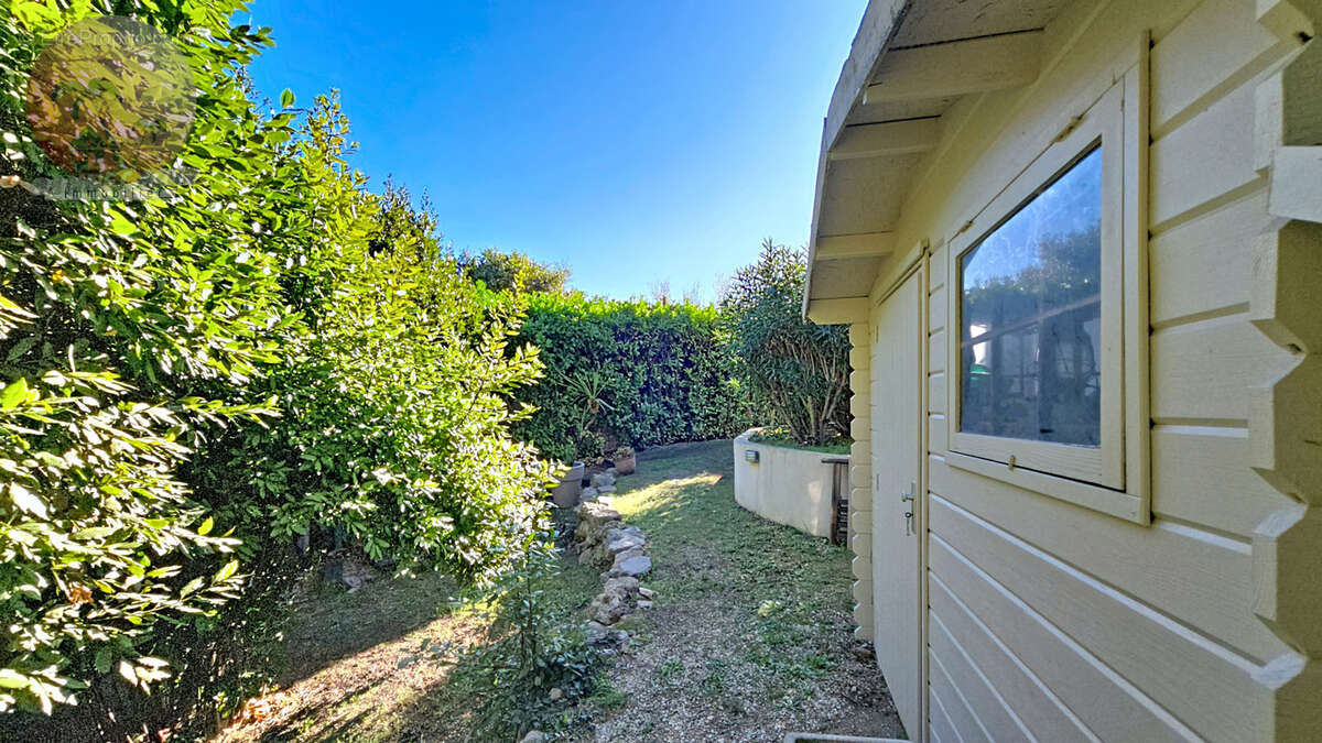 Appartement à LE CANNET