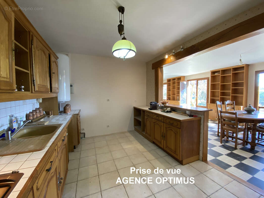 MAISON AVENDRE 4 CHAMBRES, 125m2 habitable, terrain clos 1255m2, 3 km gare - photo 4