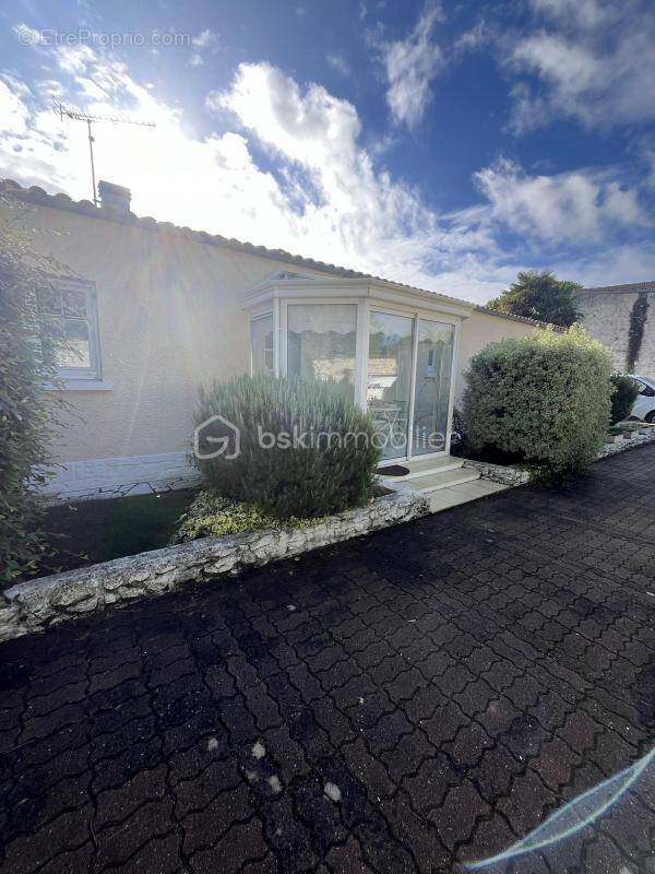 Maison à SAINT-XANDRE