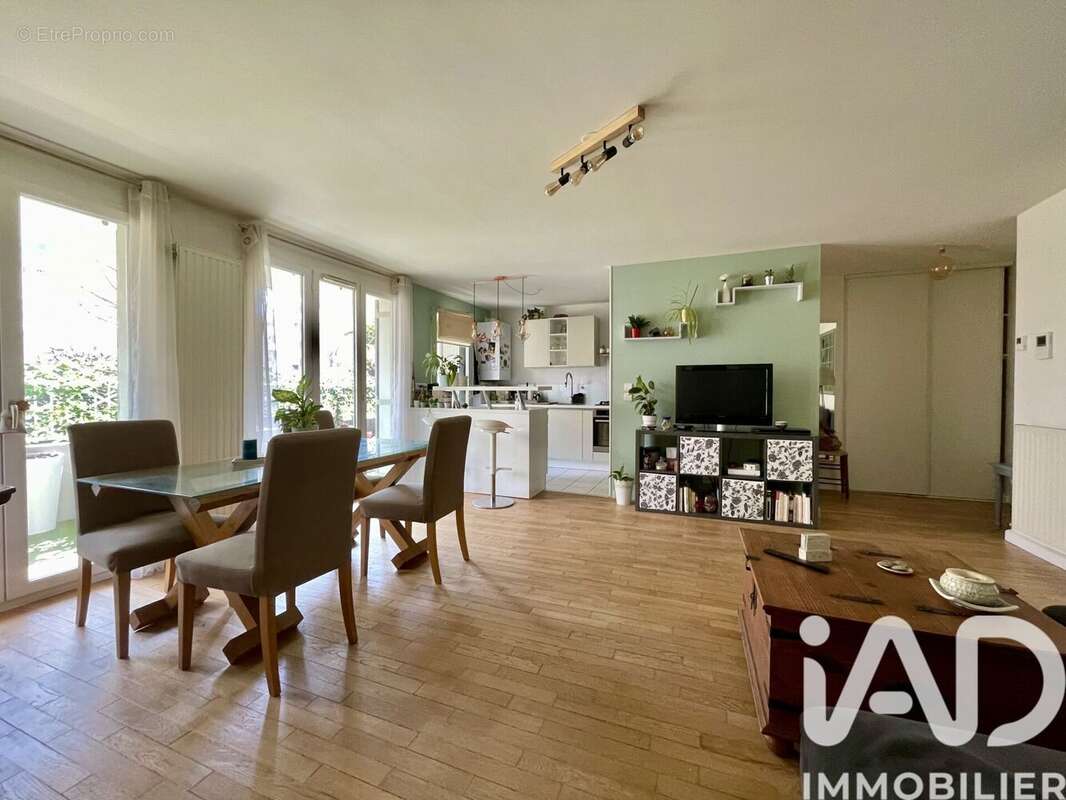 Appartement 64 m² à Bordeaux  - photo 2