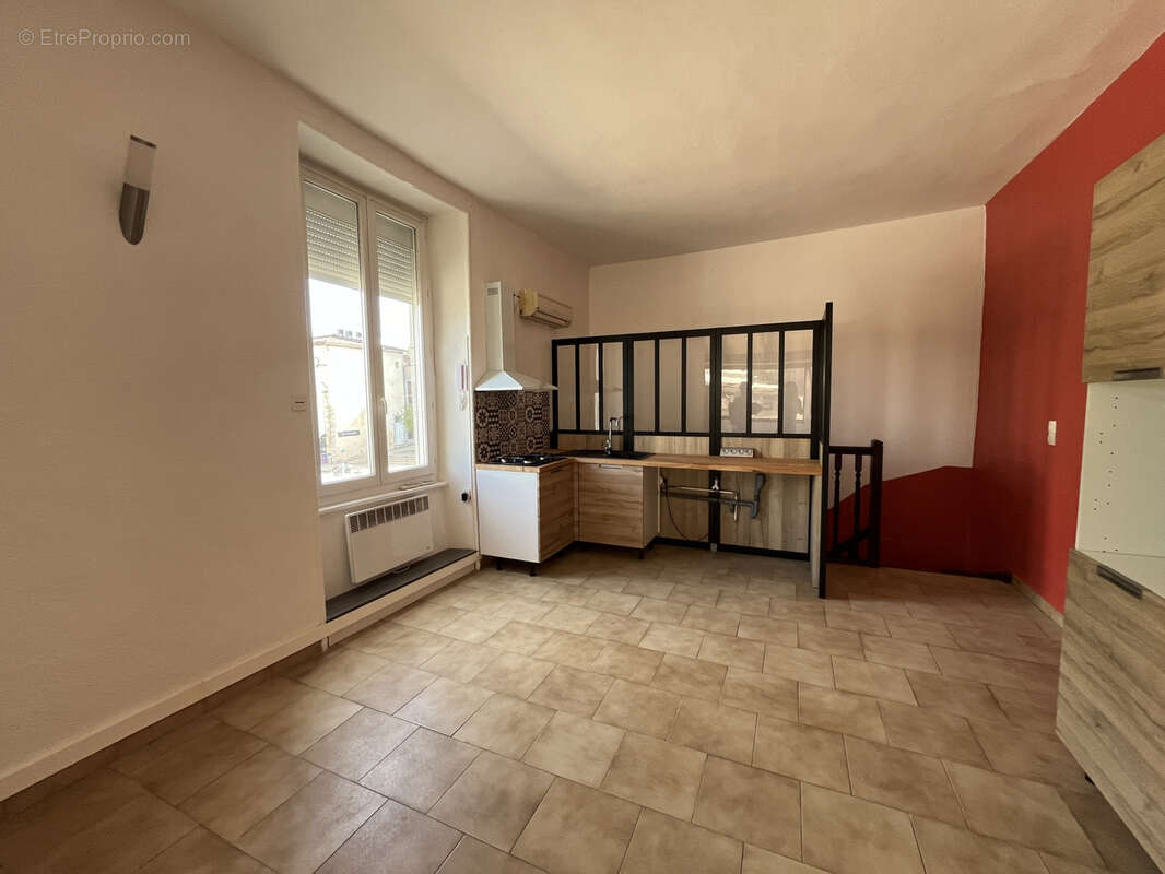 Appartement T2 et Local commercial - Centre Ganges - photo 2