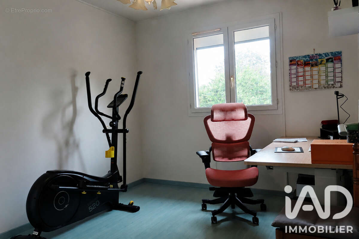 Maison 108 m² à Orgueil  - photo 9