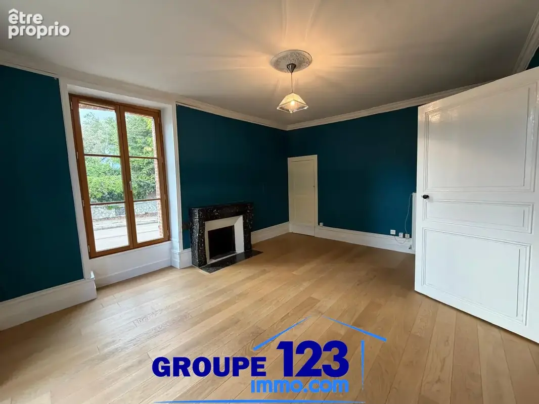 Seignelay   élégante maison bourgeoise du xixe siècle avec dépendance et jardin - photo 4