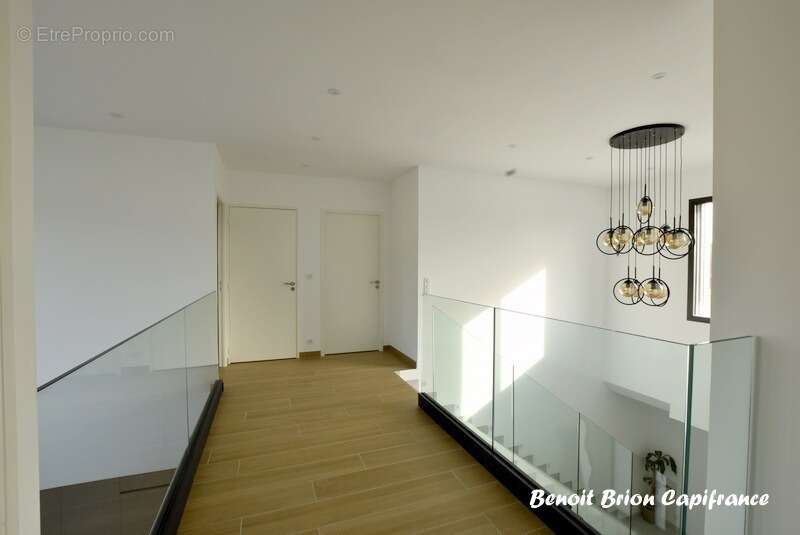 Maison à LA CHAPELLE-DES-FOUGERETZ