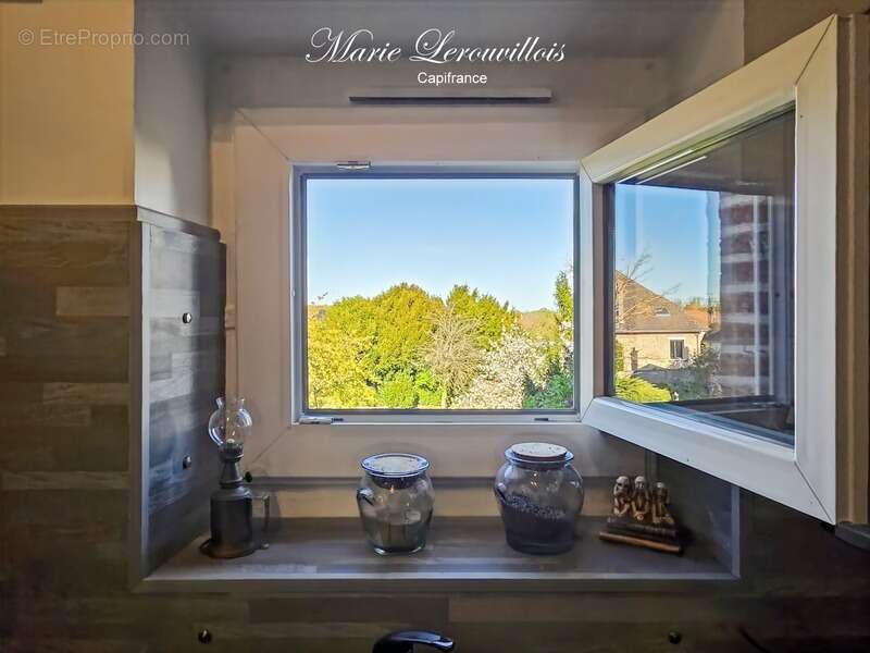 Appartement à SAINT-JULIEN-LES-VILLAS