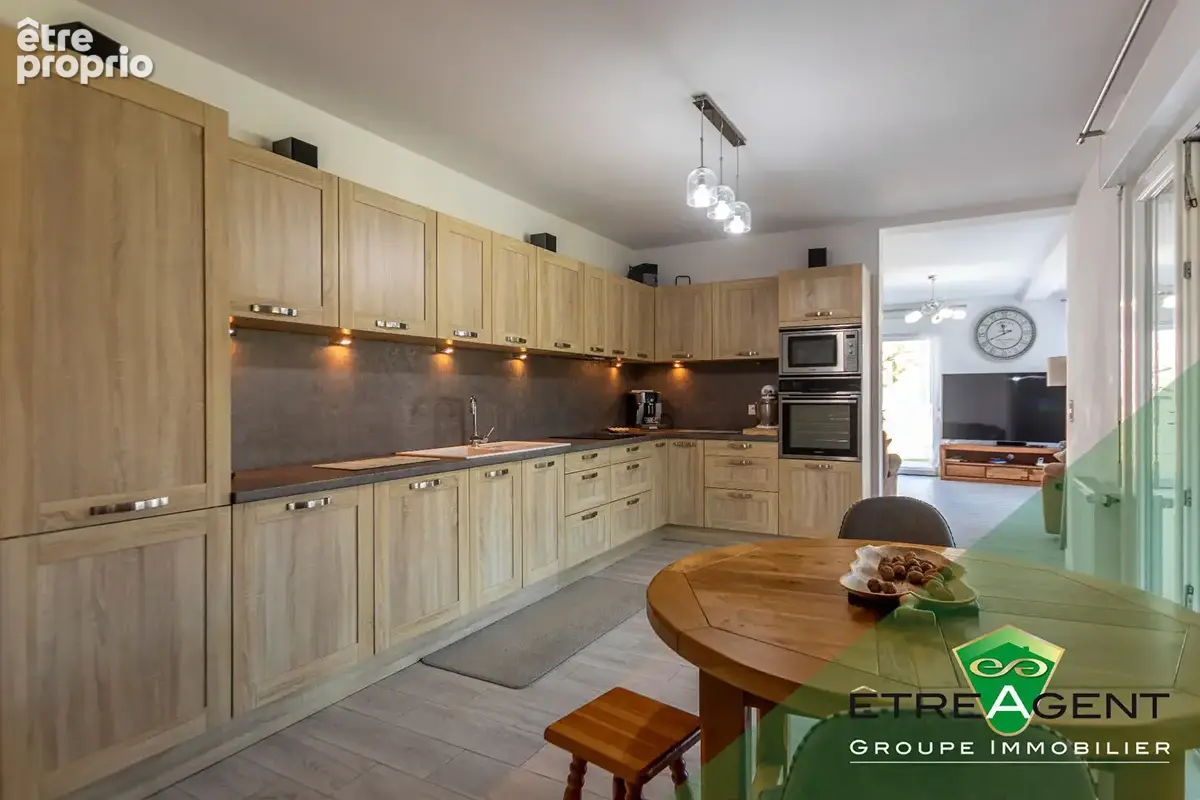Maison DEAUVILLE- 226 m² - 5 chambres - photo 8
