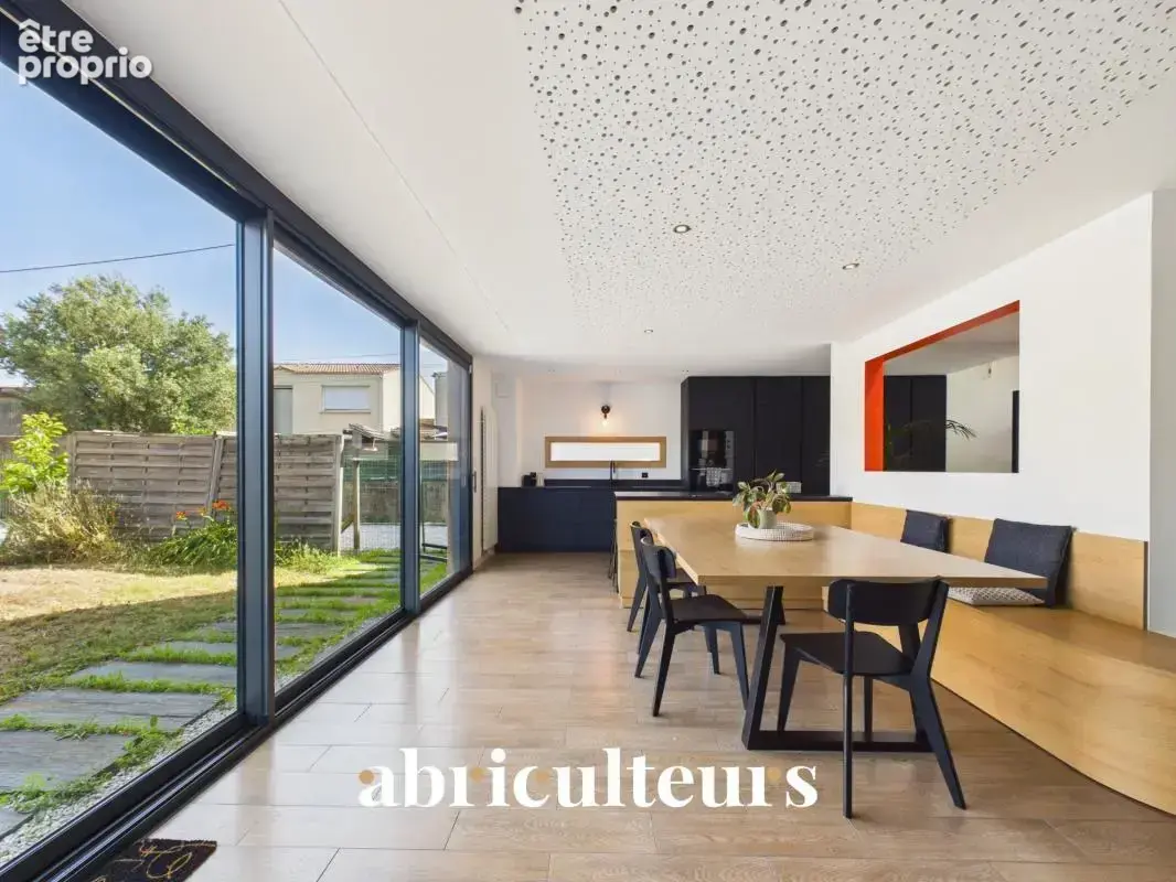Photo Maison à Reze au prix de 550 000€