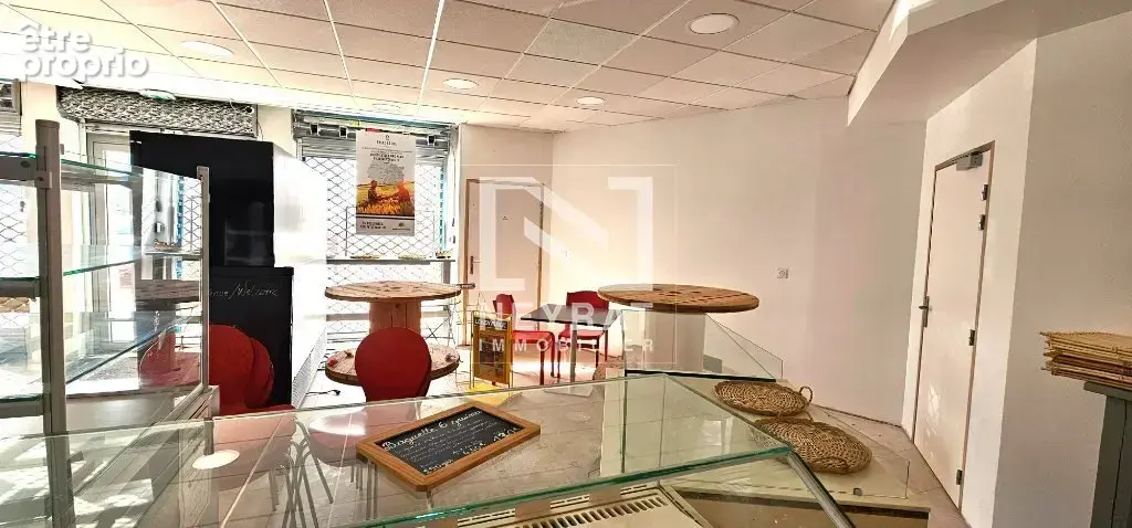 Nouveaute neyrat immobilier local commercial 197 m² - photo 3