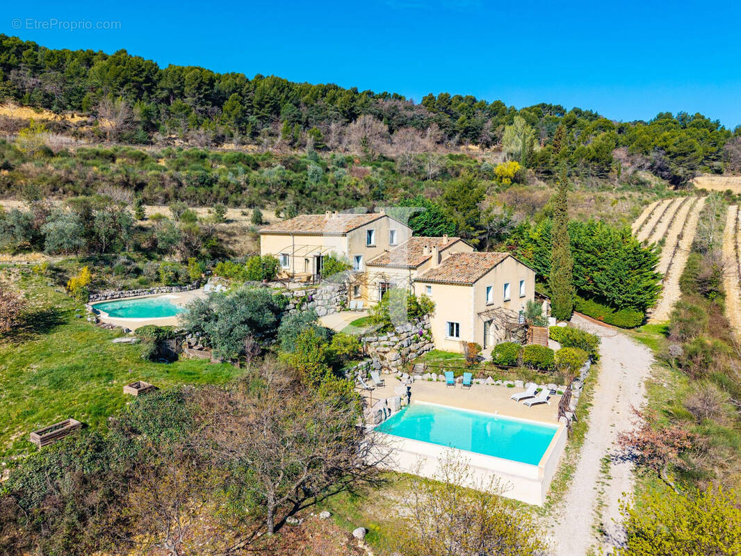 Maison à VAISON-LA-ROMAINE