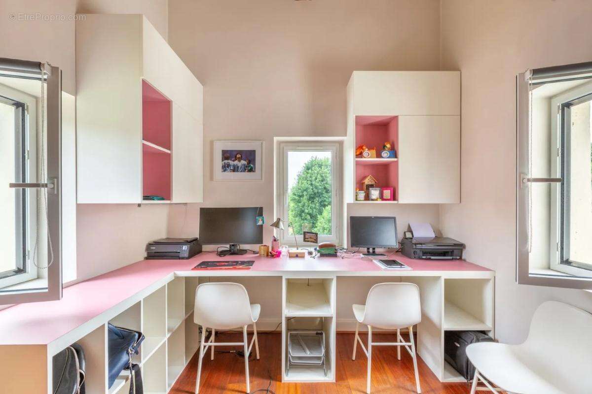 Appartement de caractère T4 de 125 m² à Collonges-au-Mont-d'Or - photo 9