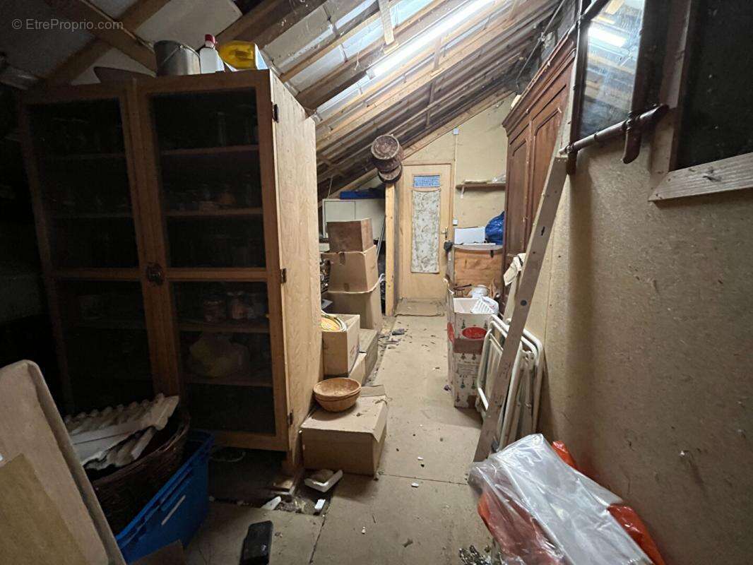 Maison à COURTEFONTAINE