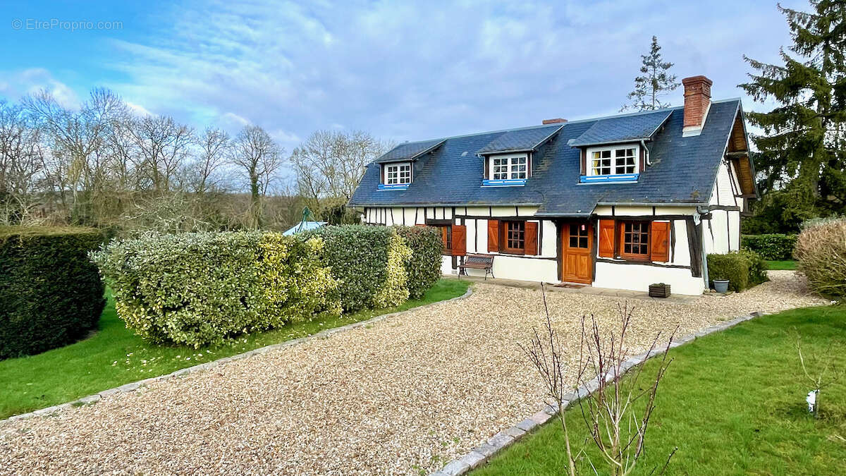 Maison à LA HOUSSAYE