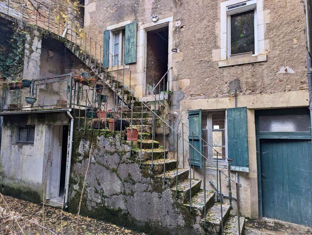 façade arrière - Maison à CLAMECY
