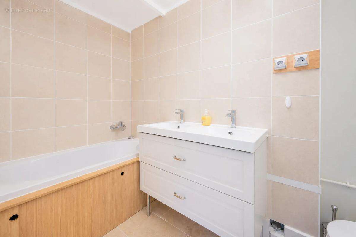 Maison rénovée 102 m² – 3 chambres, terrasse – Le Pecq, à 200 m - photo 6