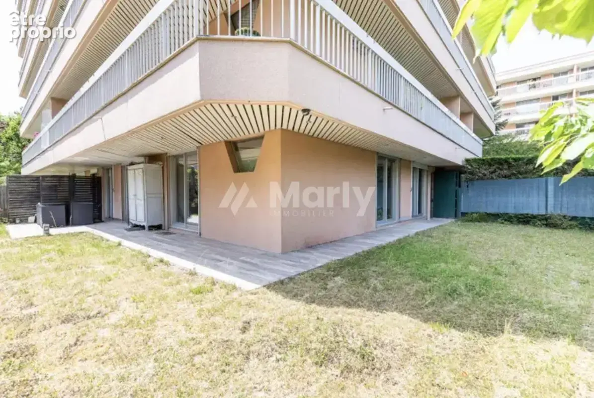 Bel appartement familial avec jardin - - photo 8