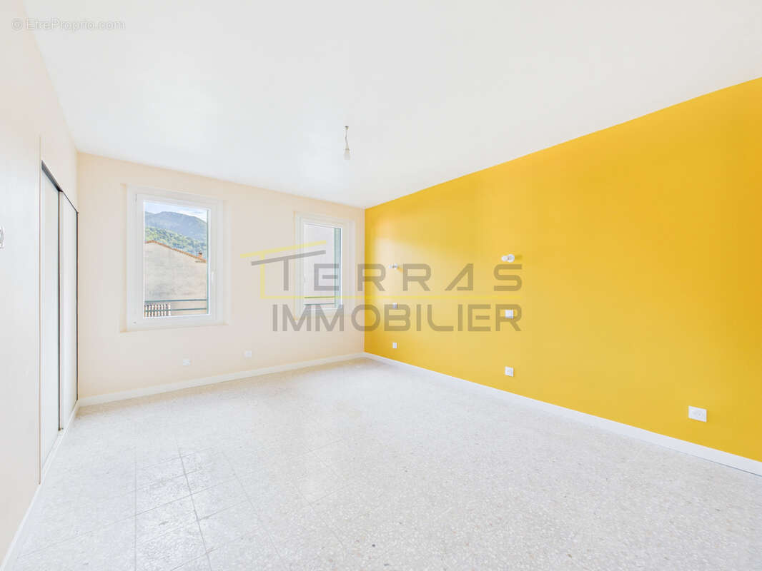 Appartement à NYONS