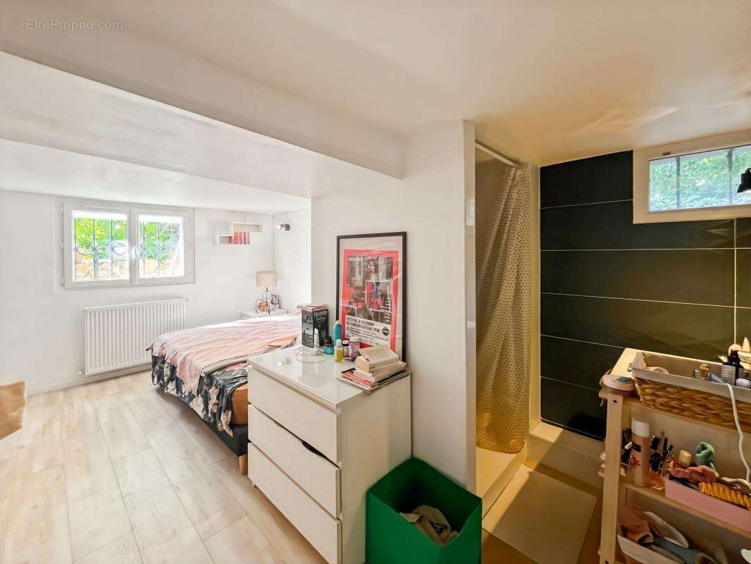 Maison à LA VALETTE-DU-VAR