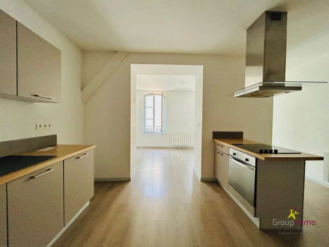 Duplex 2-3P de 68m² en Hyper Centre - photo 2