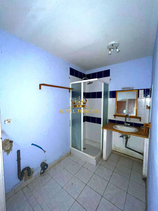 Maison 74 m² à Descartes  - photo 6