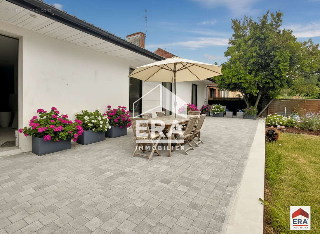 Maison semi plein pied - 175 m² - Jardin - Garage double - Lys-Lez-Lannoy - photo 3