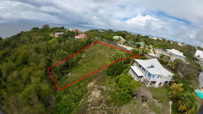 Terrain à LE GOSIER