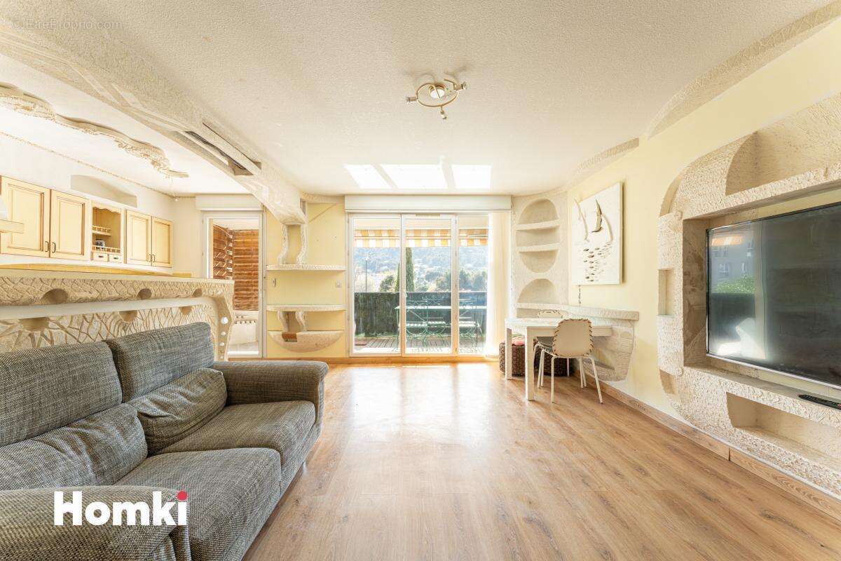 Appartement à MARSEILLE-9E