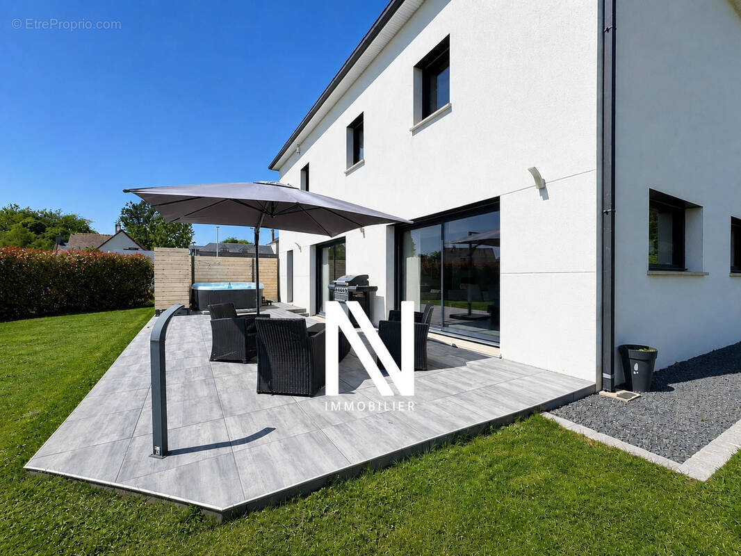 Maison à LE FRESNE-CAMILLY