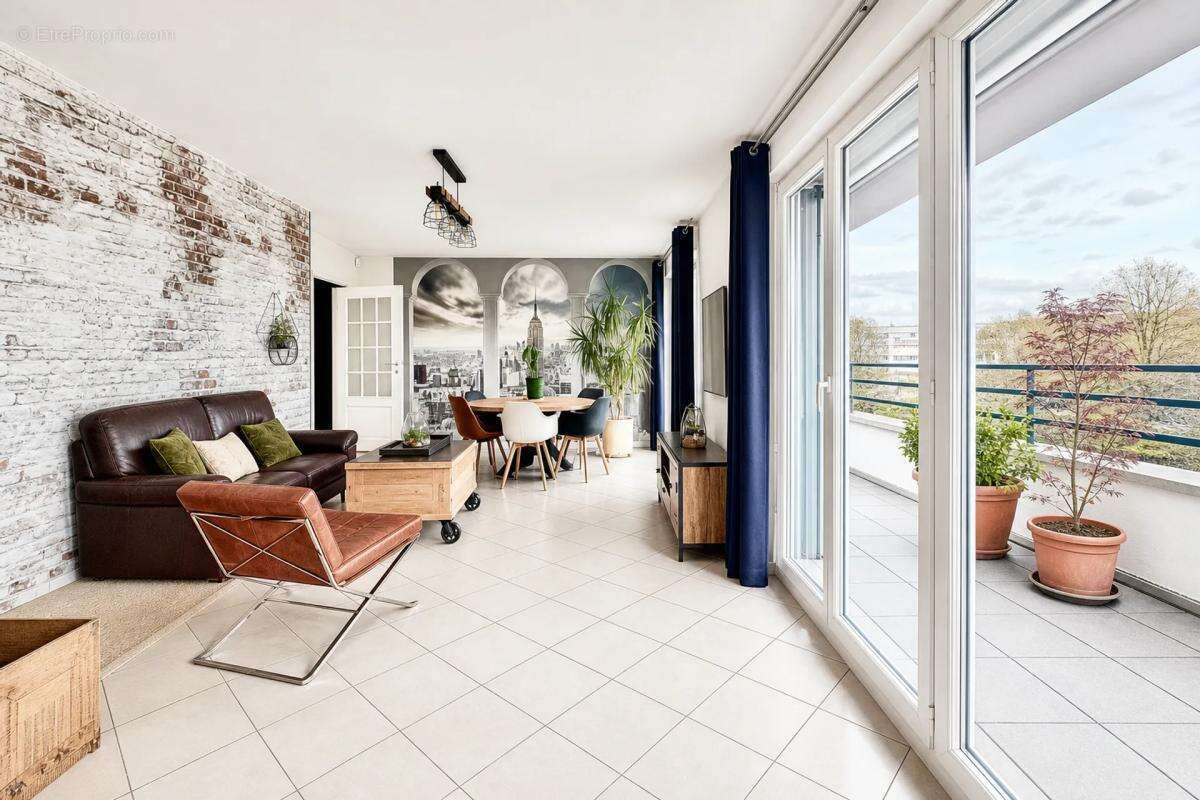 Appartement à LIMEIL-BREVANNES