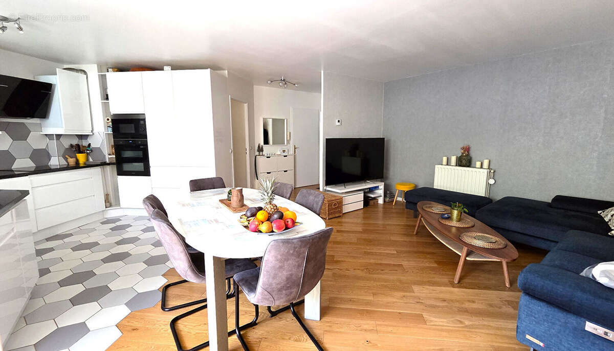 Appartement à HOUILLES