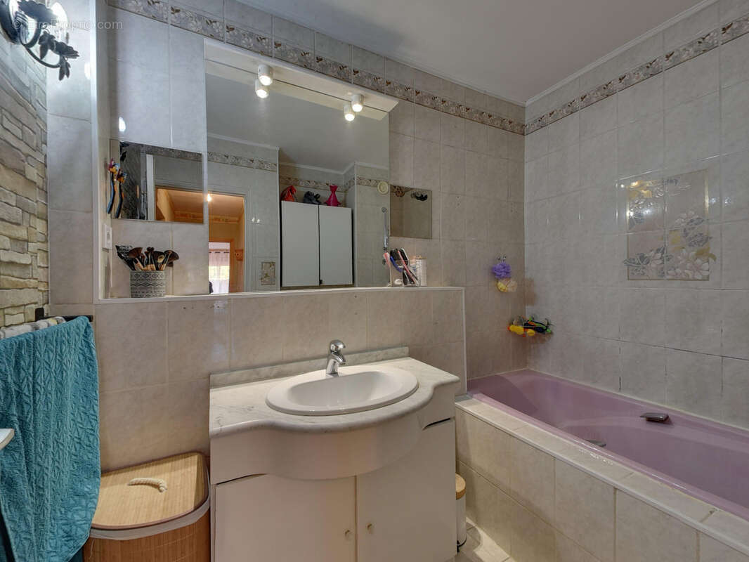 Appartement à ECHIROLLES