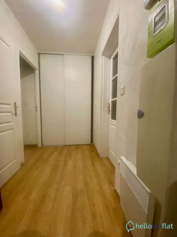 Appartement 64 m² à Reims  - photo 2