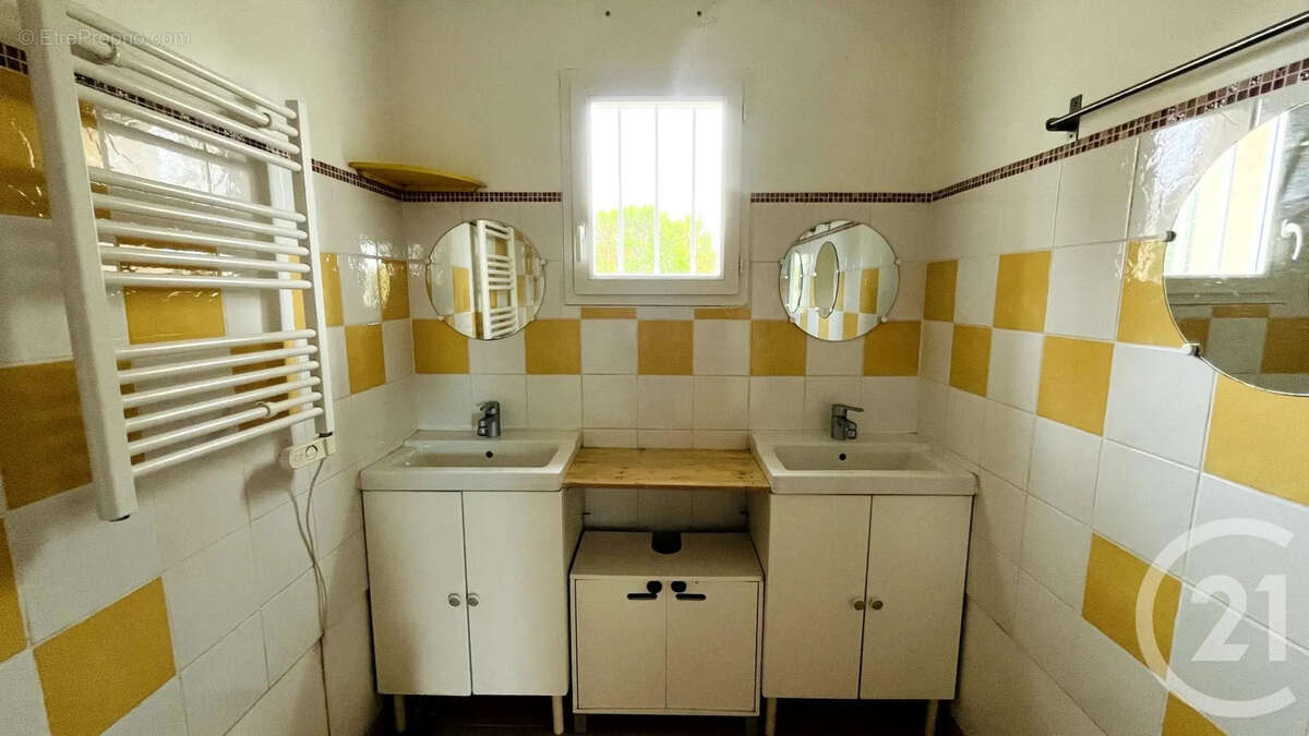 Maison à LE NEUBOURG