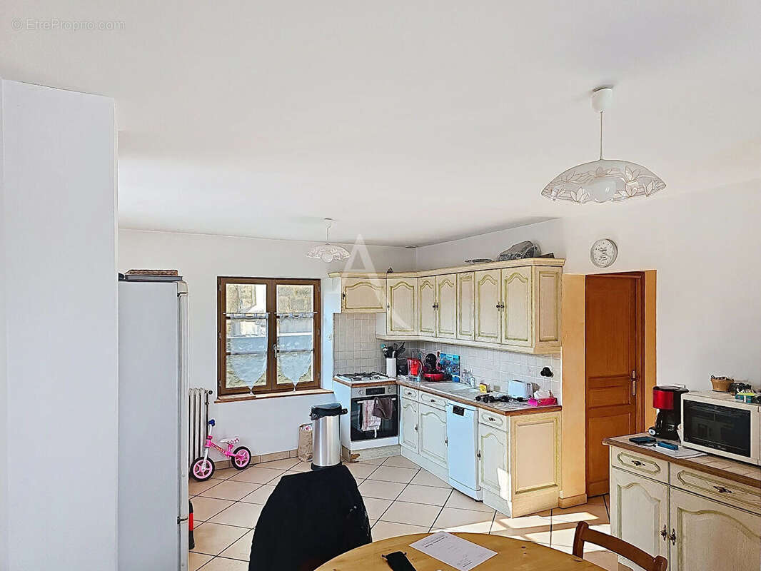 Maison à CONGIS-SUR-THEROUANNE