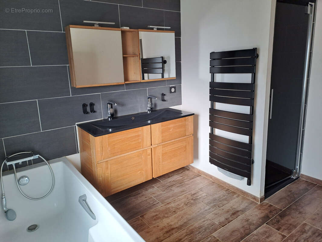 Maison à LE FRESNE-SUR-LOIRE