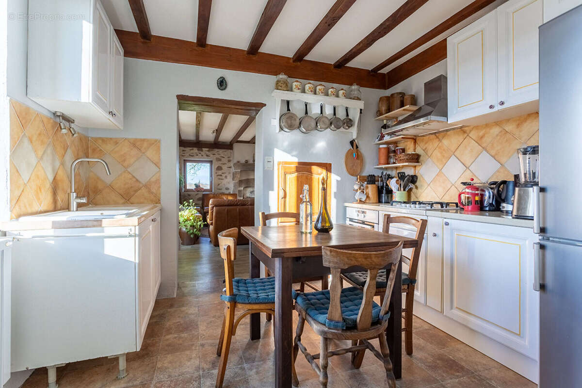 Maison à LAPEYROUSE