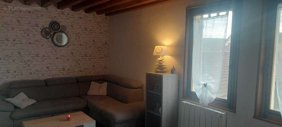 Maison à LA RUE-SAINT-PIERRE