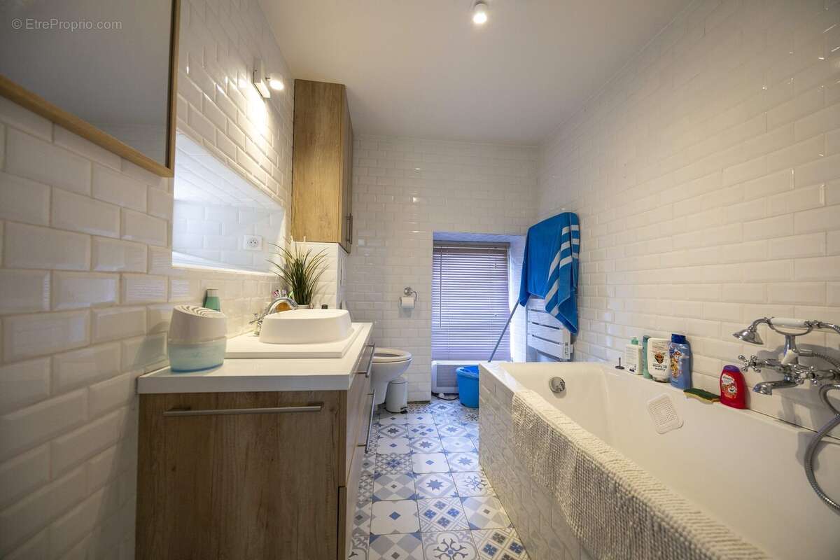 Maison 71 m² à Auriac  - photo 8