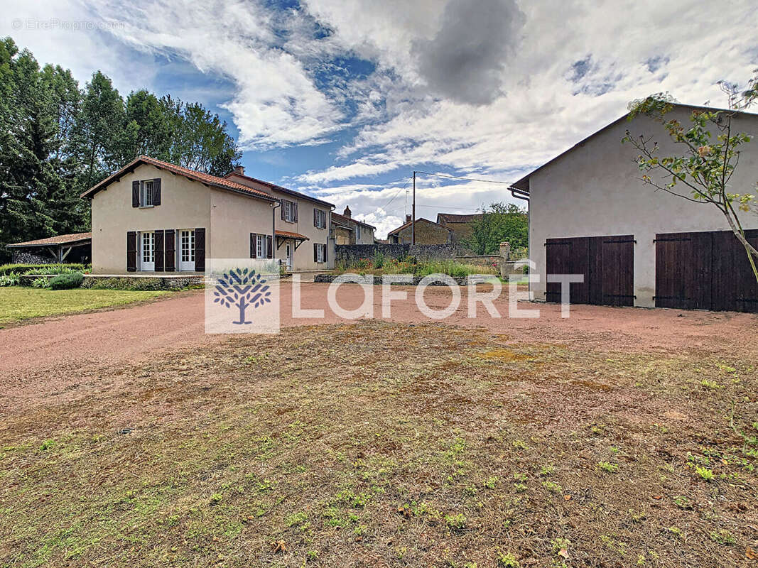 Maison à MONCONTOUR