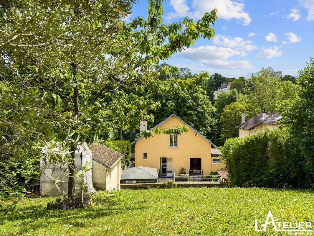 Maison à MAREIL-MARLY