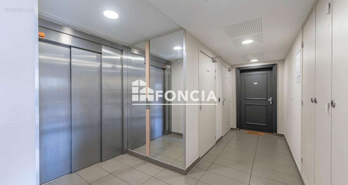 Appartement à OULLINS