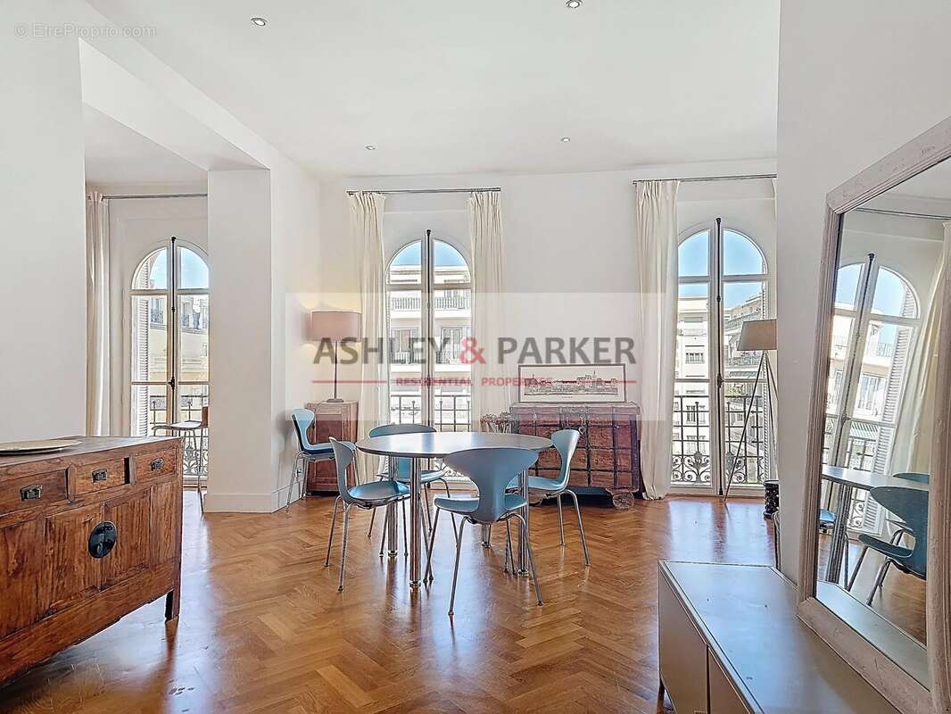 Appartement à NICE