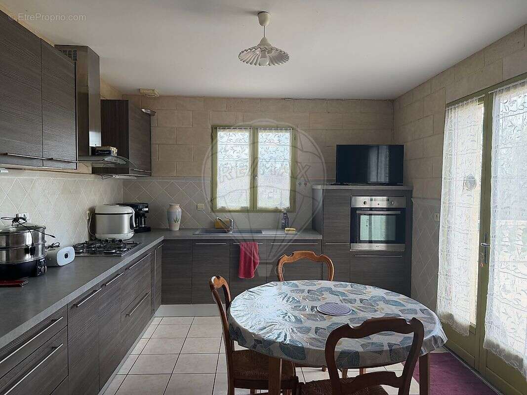 Maison à VILLEBLEVIN