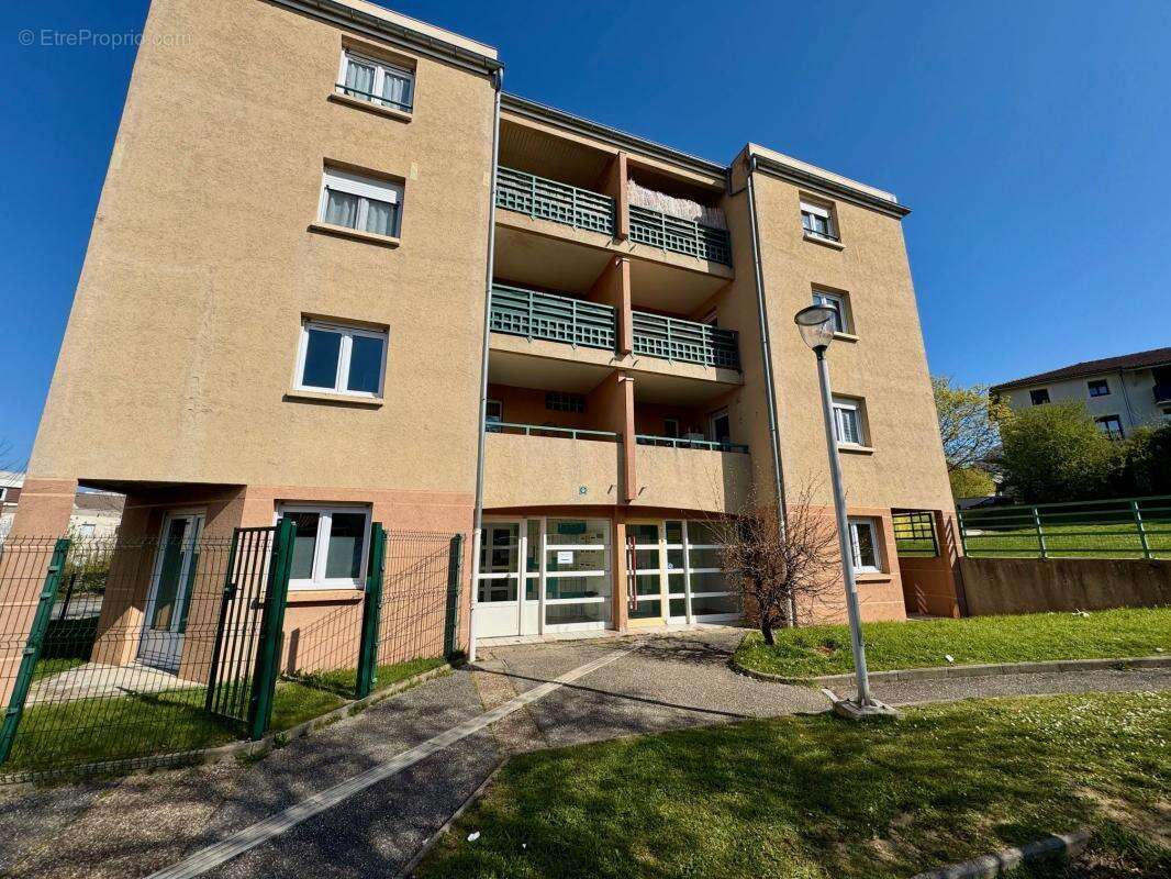 Appartement à VILLEFONTAINE