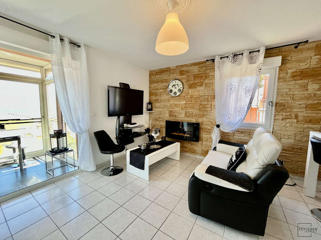 Appartement à FLEURY