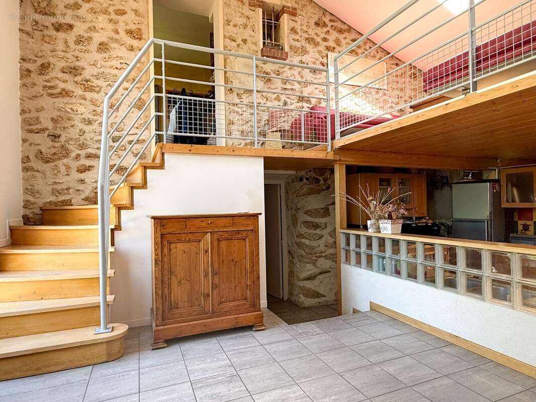 Maison à BURES-SUR-YVETTE