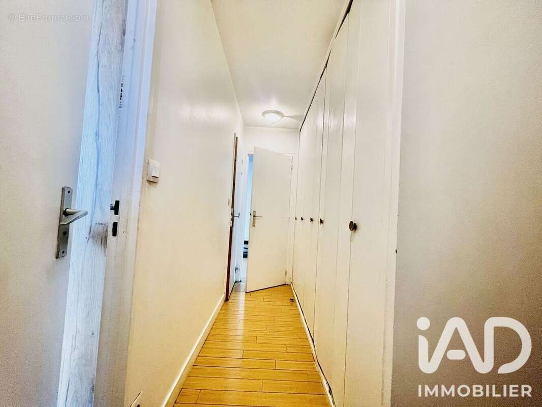 Appartement 82 m² à Creteil  - photo 4