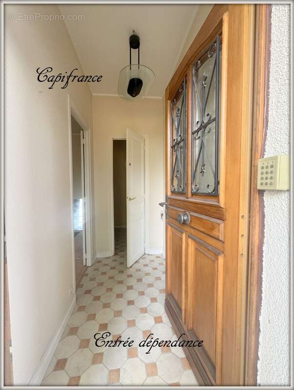 Propriété sur Parc avec dépendance - photo 29