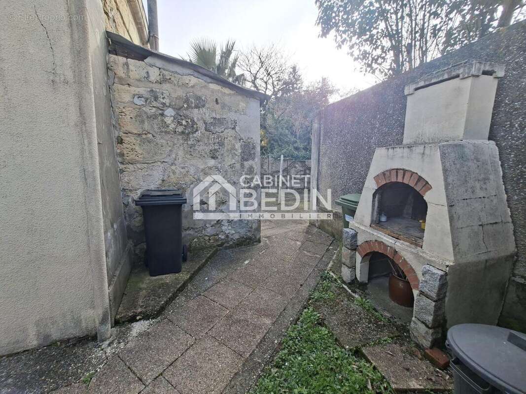 Maison à VILLENAVE-D'ORNON