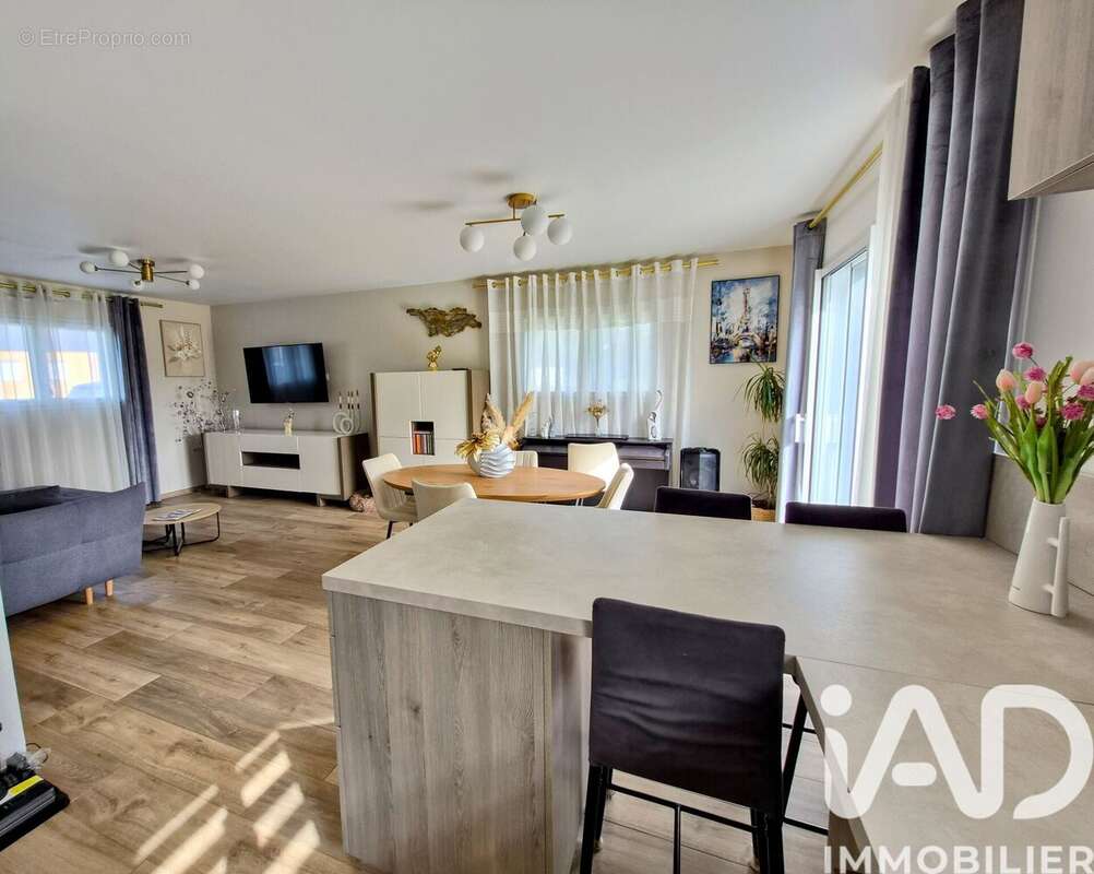 Photo 5 - Maison à FOUGERES